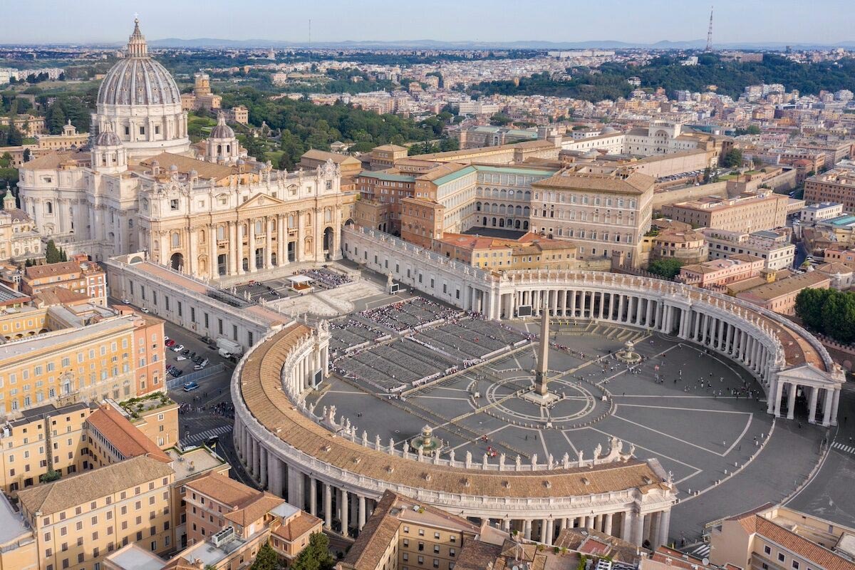 Basilica di San Pietro dalla Casa di Laura